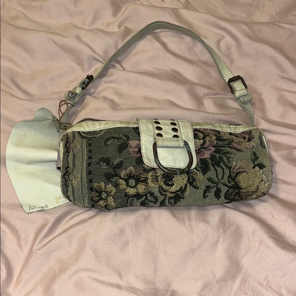 Floral Tapestry Shoulder Bag - Gray and White